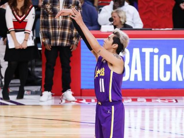 nba雄鹿队老板是谁