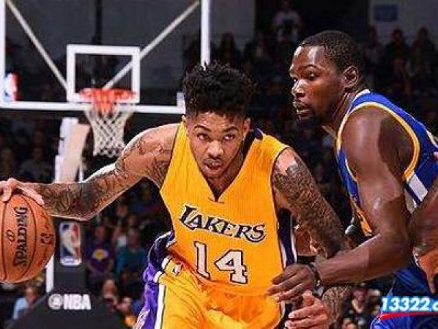 nba湖人队vs勇士队哪里看直播